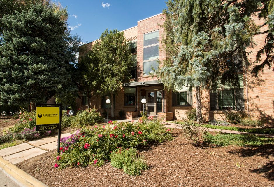 Photos and Video of Hale Parkway in Denver, CO